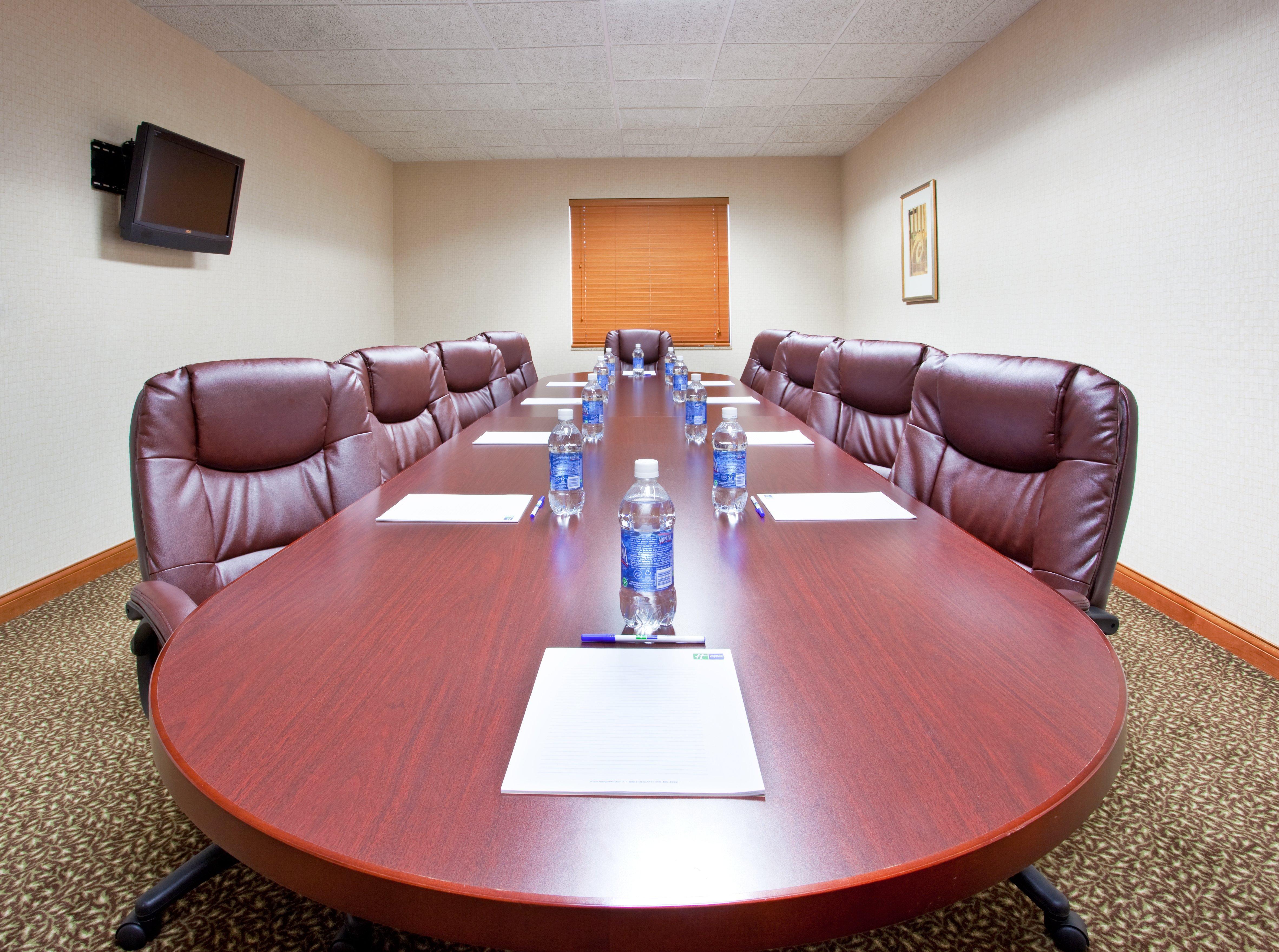 Holiday Inn Express Hotel & Suites Bay City By Ihg Exterior foto